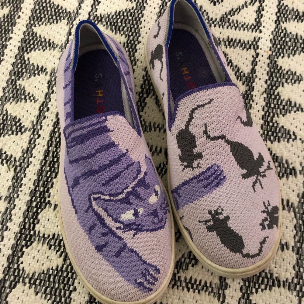 Cat and mouse Rothy’s size 4